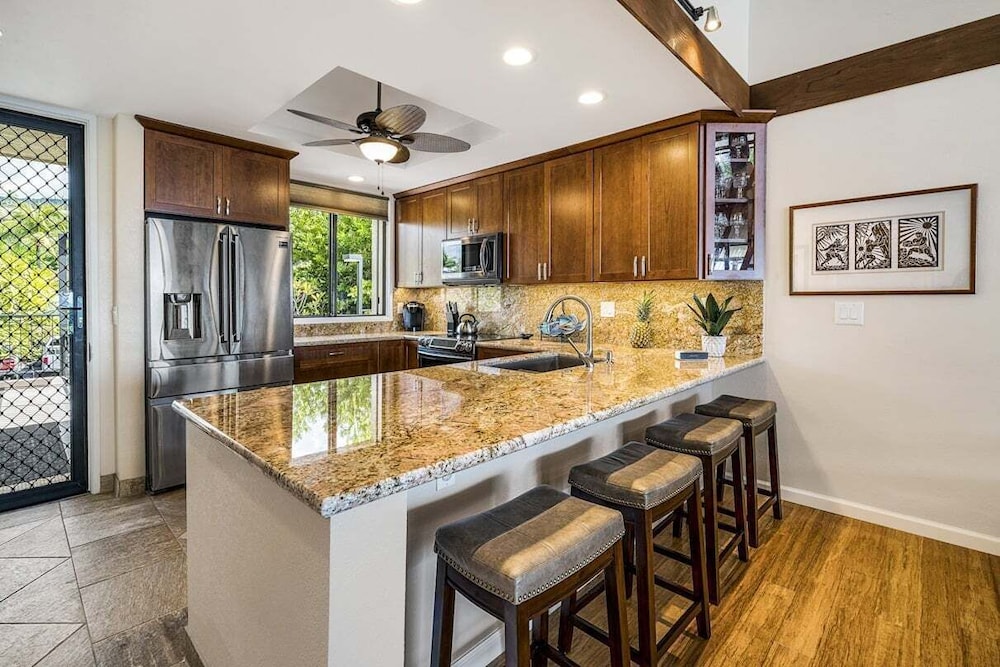 Ocean and Golf Course Views - Top Floor -vrkcv