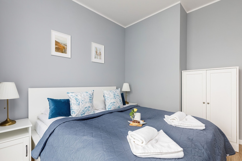 Sunset Resort Apartments by Renters view 2