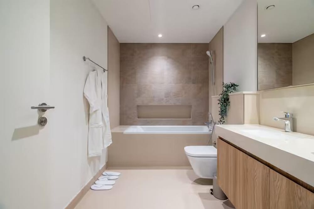 Rove Haven Crown 4BR Burj Dubai Mall
