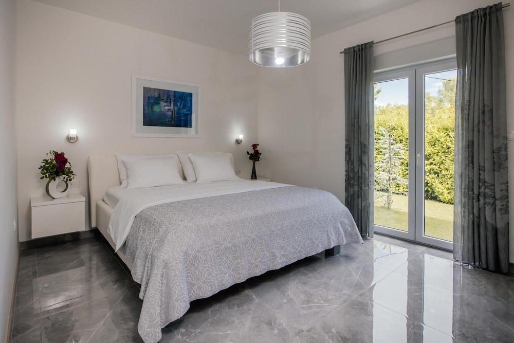 Villa in Imotski Near Blue & Red Lakes