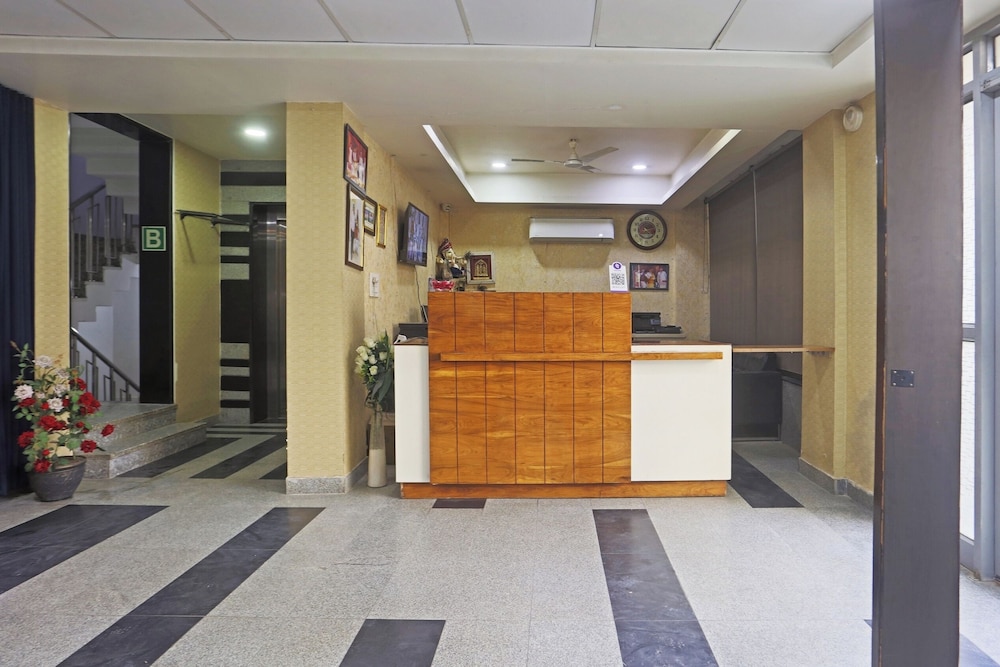 Hotel Aerostar Gold Near Yashobhoomi
