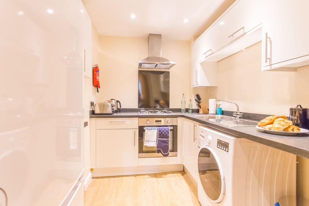 Oxford Vacations - Razia Apartments - Property Image 92