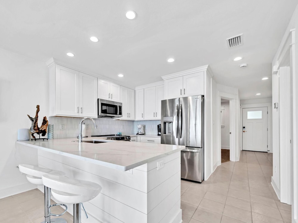 Blue Mountain Beach Villas 5B