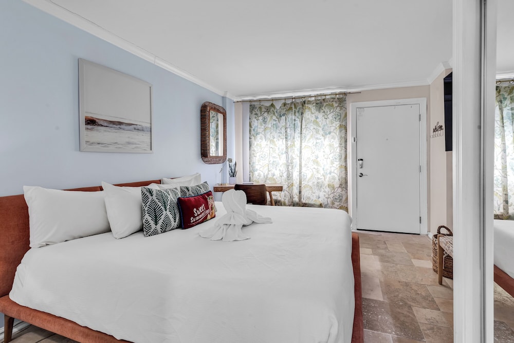 Bluewater Resort 1204