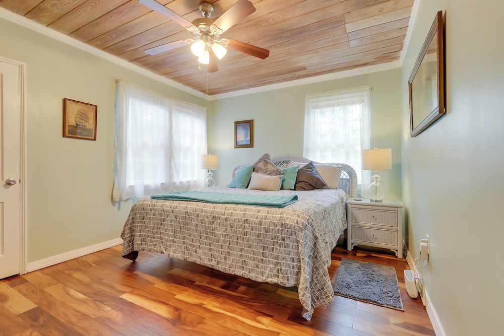 4 Mi to Jetty Park Beach! Family Home w/ Game Room