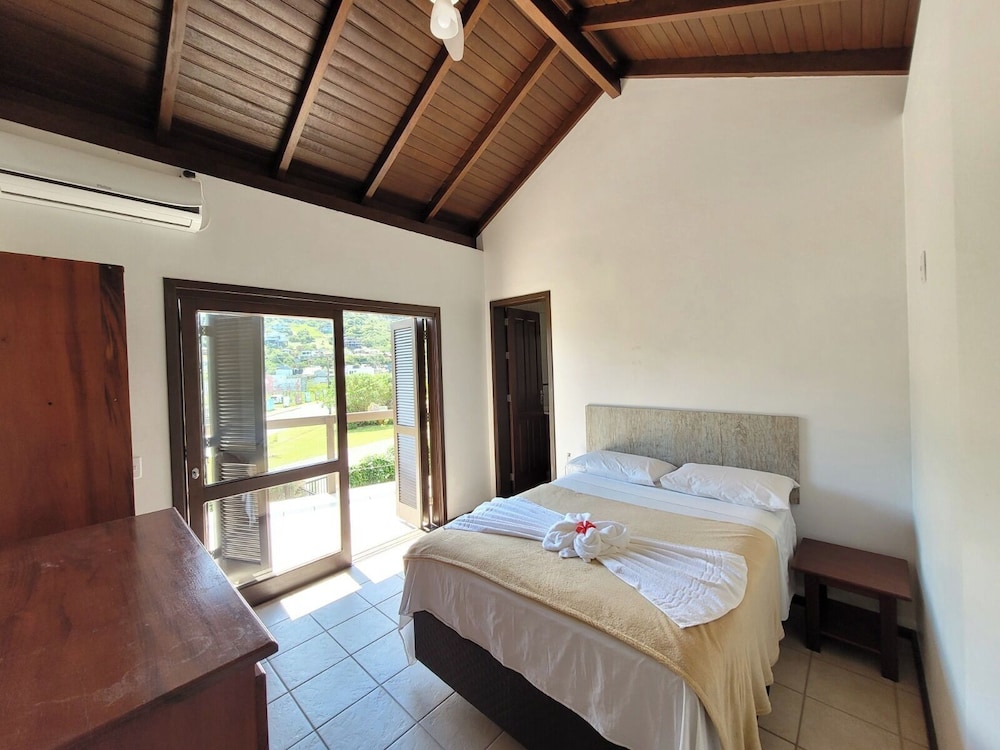 Casa Morrinhos 01
