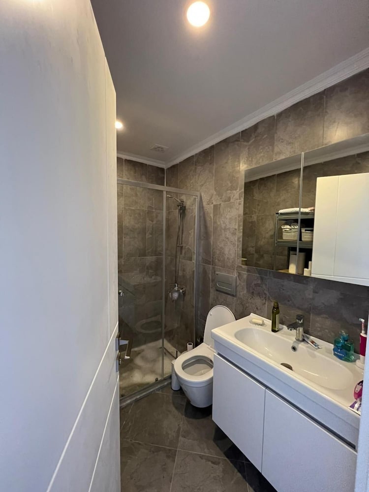 Scenic Flat With Shared Pool in Milas view 3