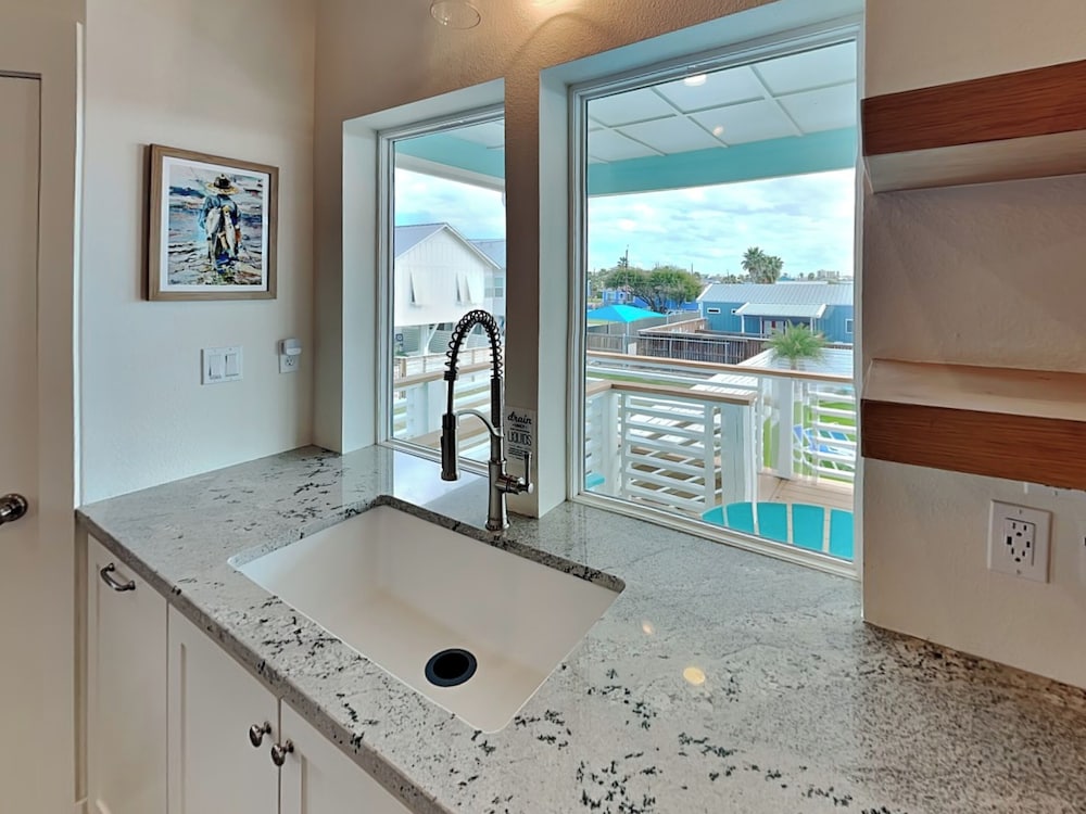 Glory Daze by Silver Sands Vacation Rentals