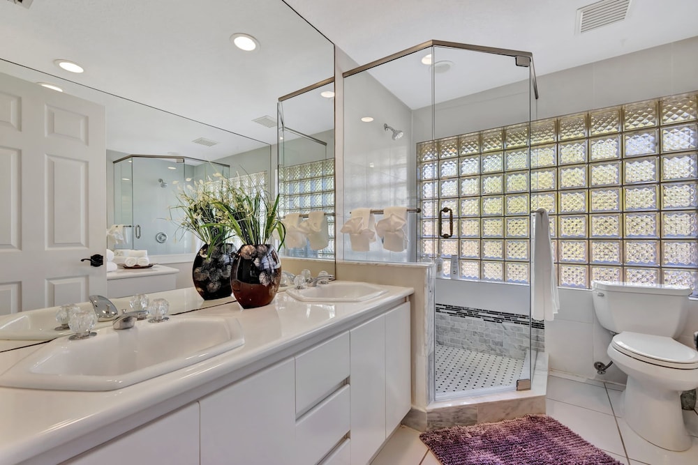 Serenity Villa in Pompano Beach