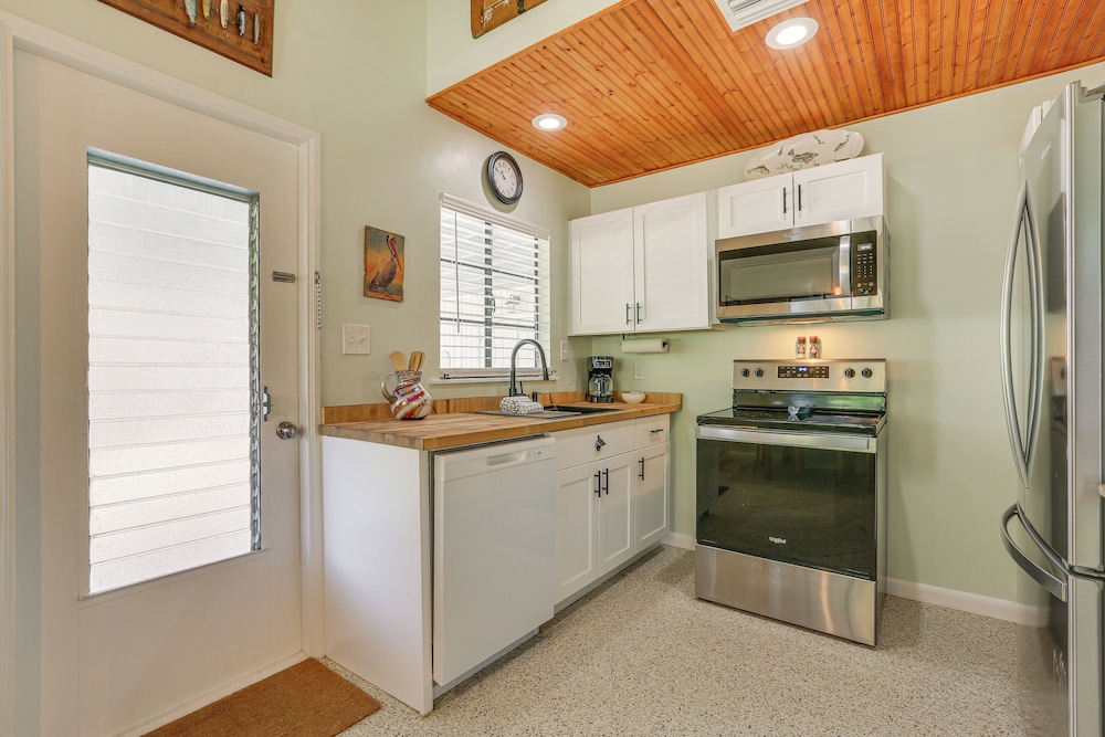 3 Mi to Dtwn Fort Myers: Apt w/ Outdoor Space