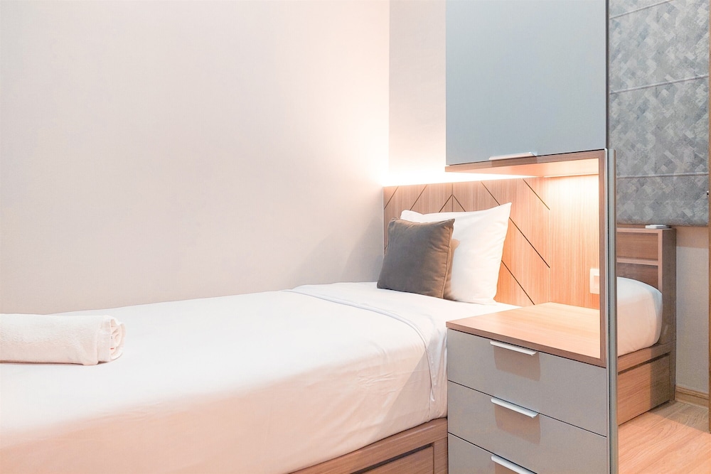 Elegant And Spacious 3Br At Sky House Bsd Apartment