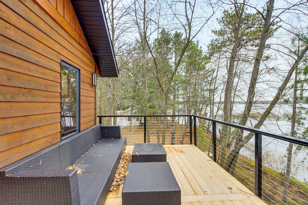 Short Drive to Itasca State Park - Waterfront Home
