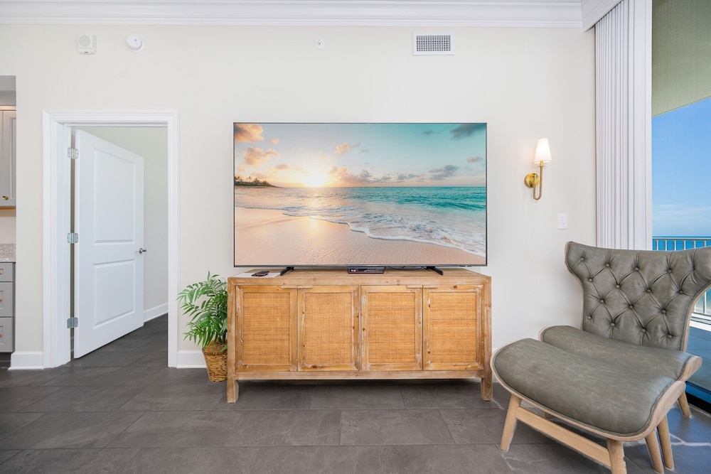 Phoenix Gulf Shores Ii 803 3 Bedroom Condo