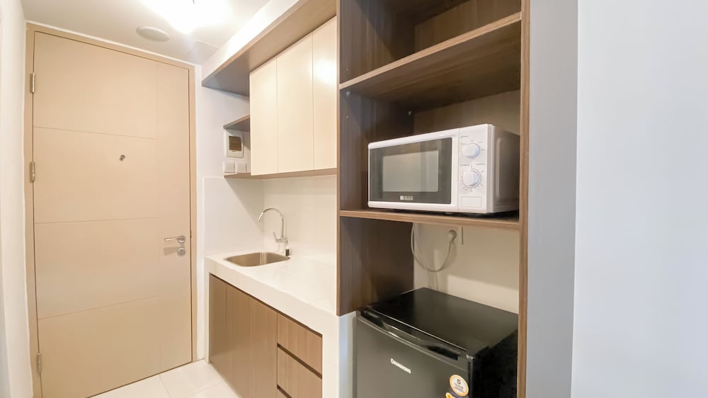 Good Choice and Comfy Studio Tokyo Riverside PIK 2 Apartment