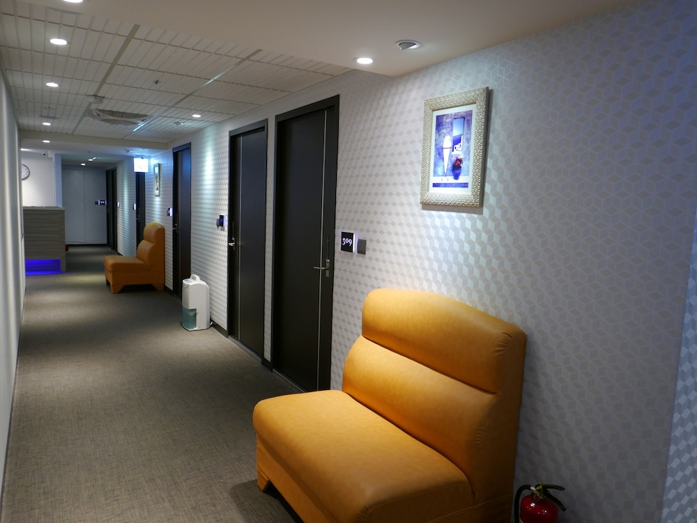 Ours Inn II