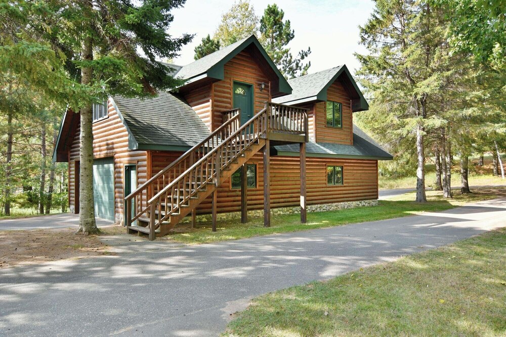 Majestic Moose Lodge