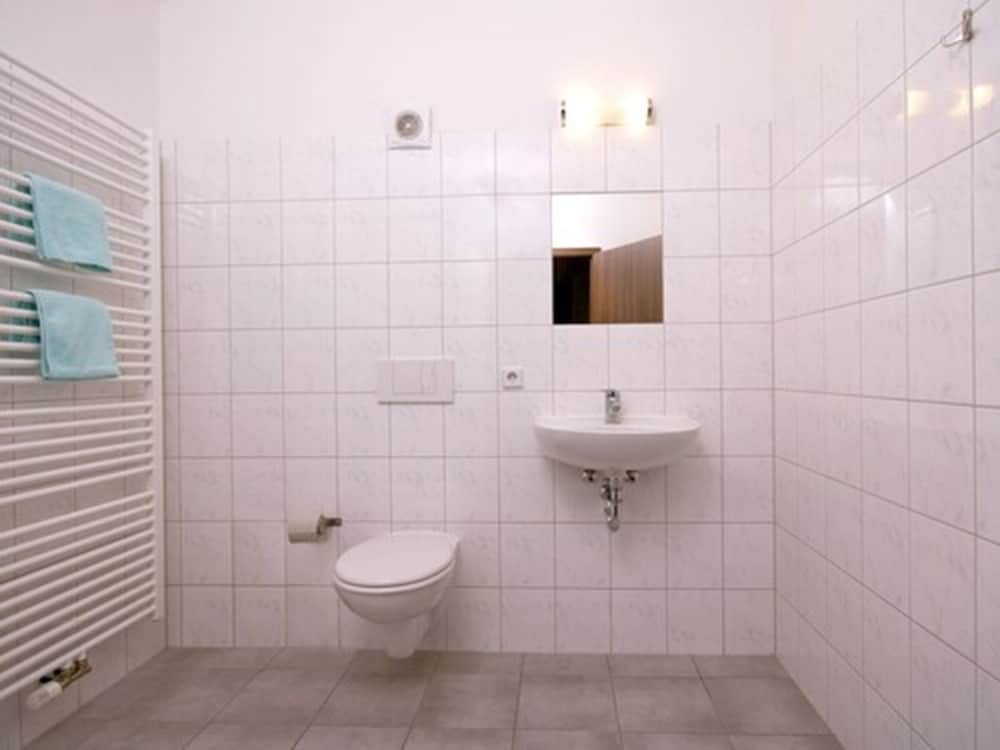 Photo 49