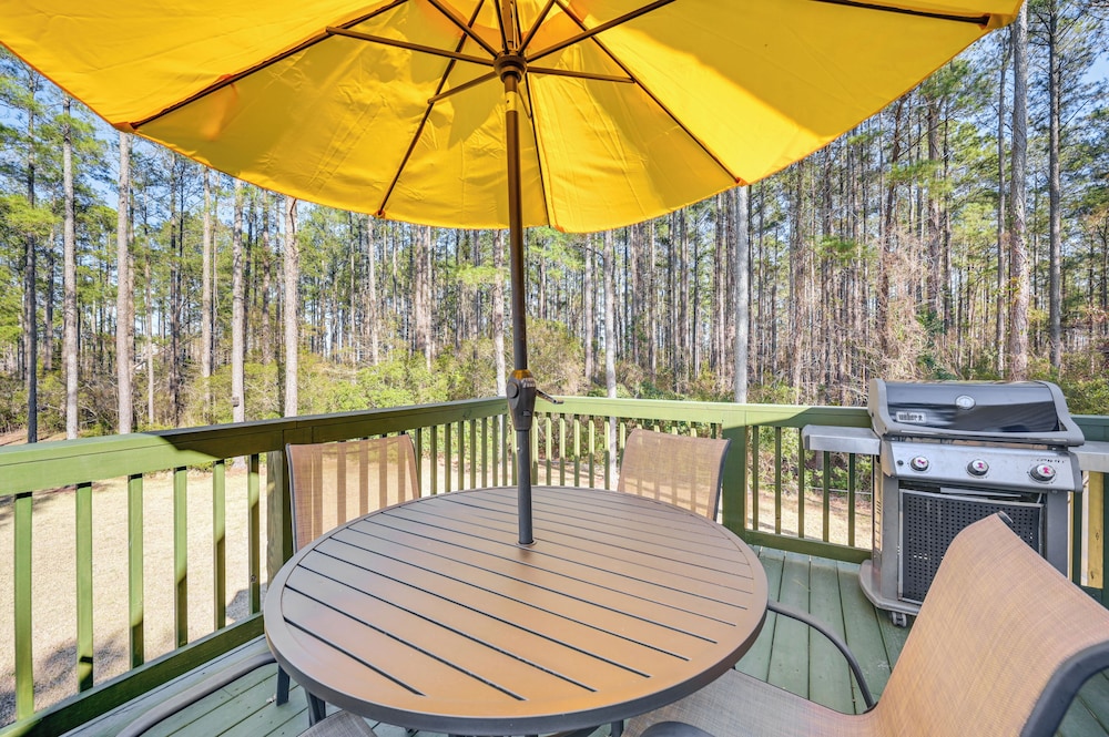 Boat Dock & Ramp: Upwind Acres Guesthouse!