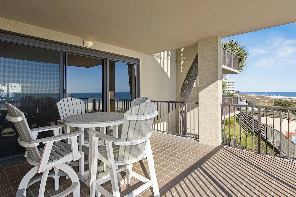 Romar House by Southern Vacation Rentals