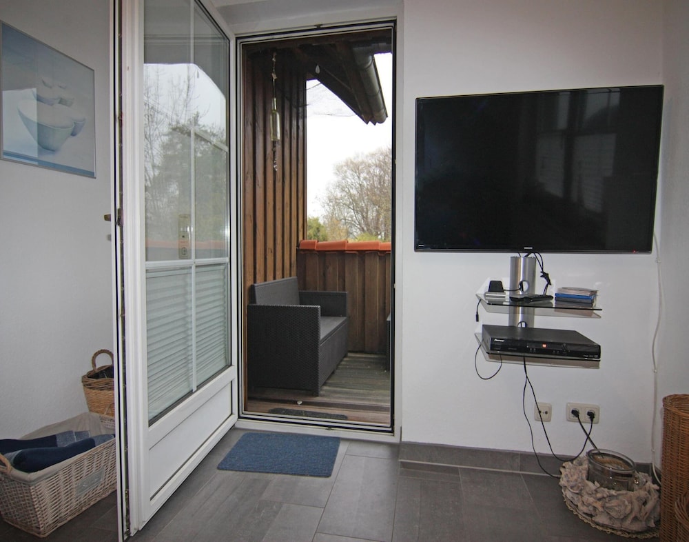 Wohnung in Wenkendorf mit Garten