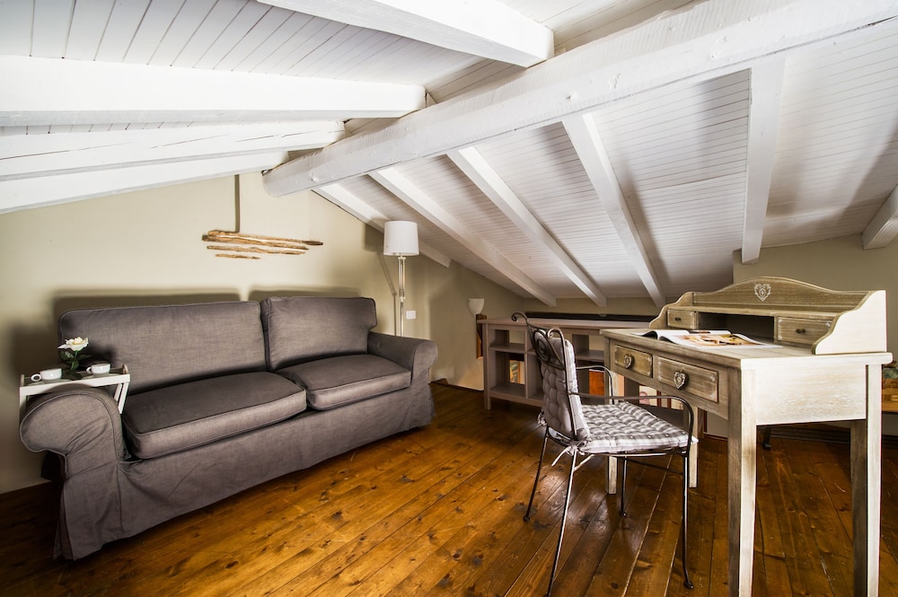 Tetti di Como photo 3