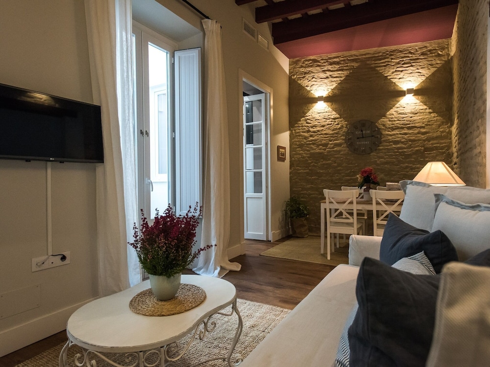 Boutike Apartments