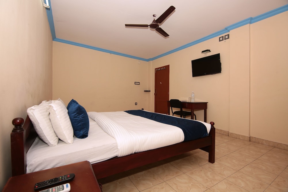 OYO 6711 Geojo Residency