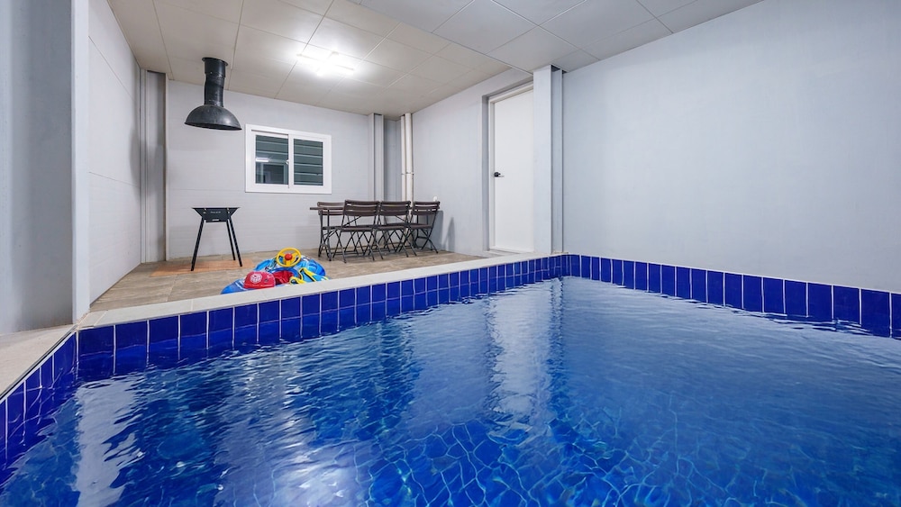 Gyeongju Ain Kids Pool Villa