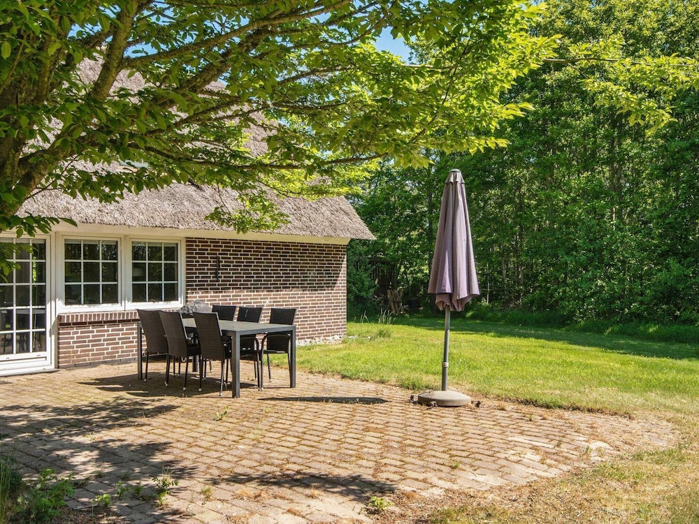 6 Person Holiday Home in Ulfborg