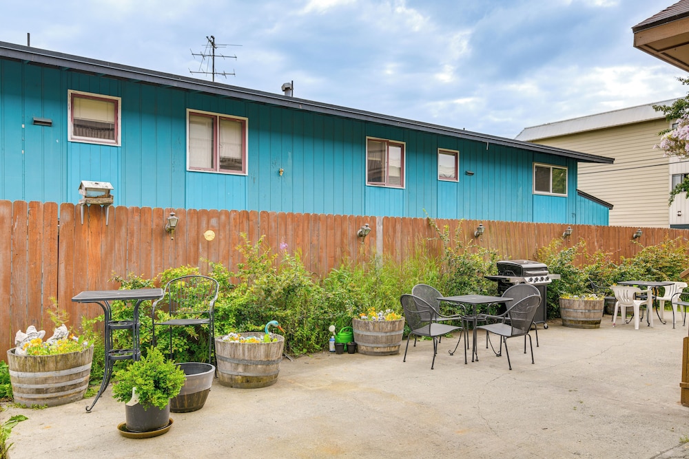 Anchorage Apartment Rental w/ Mountain Views!