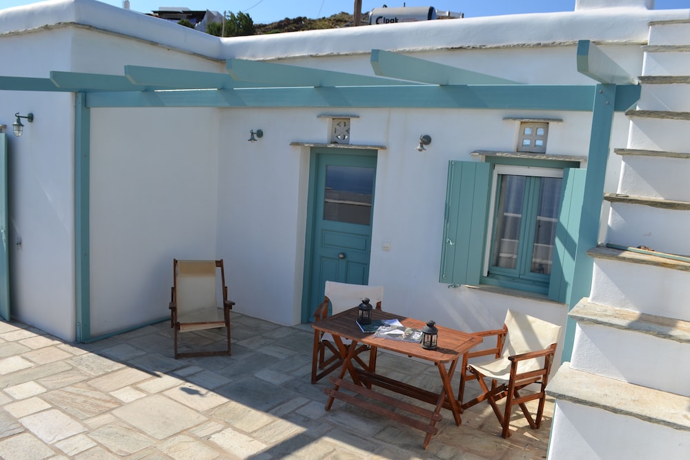 Villa Ioanna Blue- Vacation Houses for Rent 300 Metres by the sea view 5