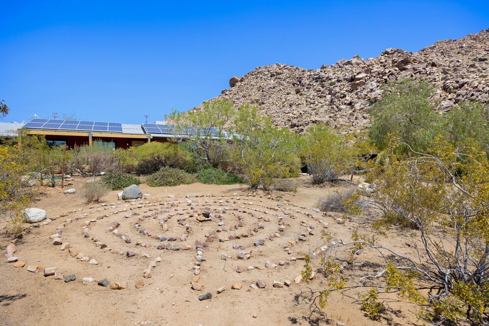Moonbeam Mountain - Stylish Home W/private Boulders + Hot Tub! 4 Bedroom Home by RedAwning view 5
