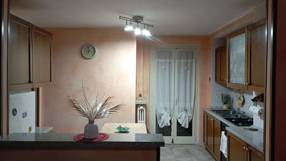 Accomodation With two Beds in the Historic Center of Ciriè