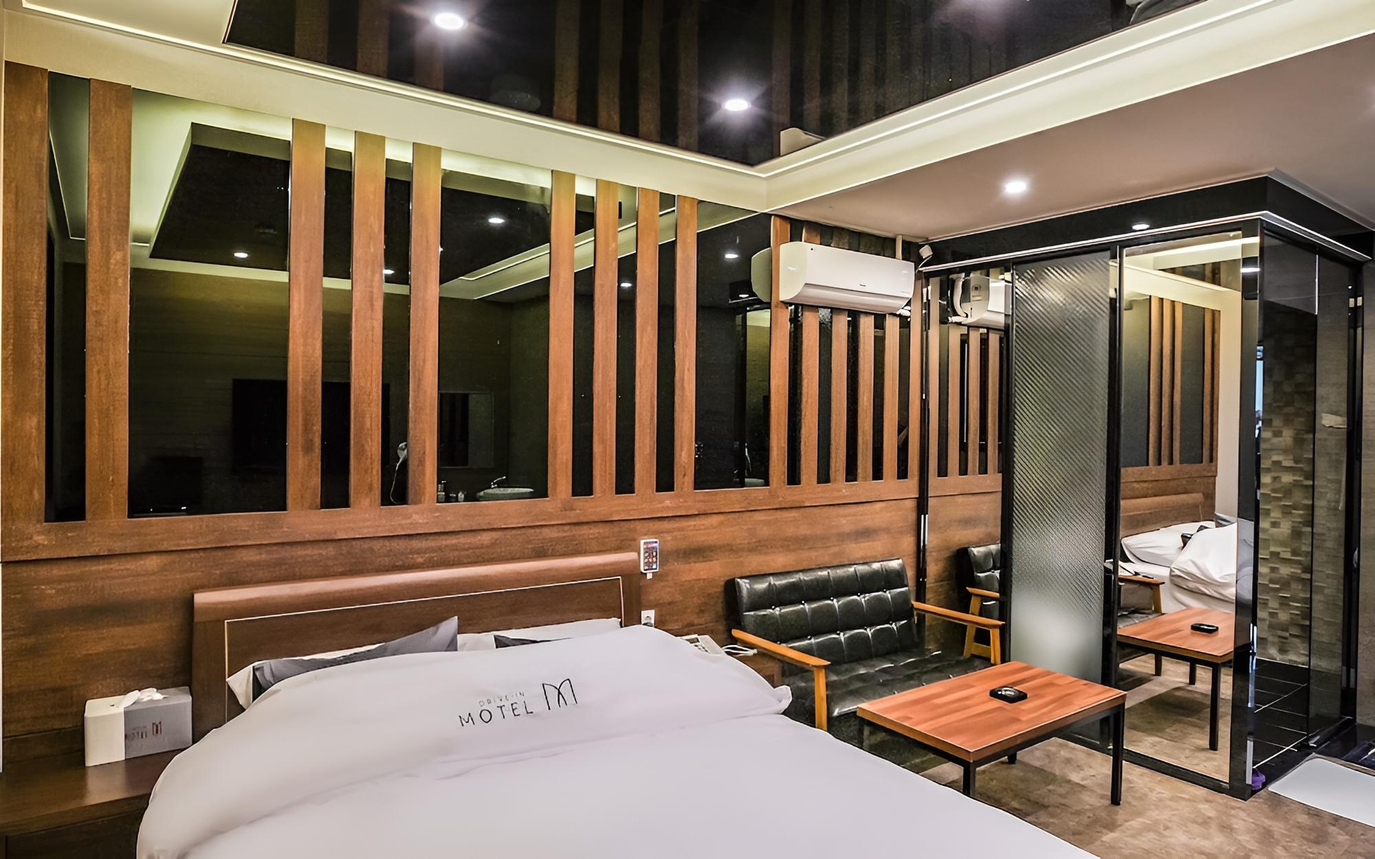 Taebaek M Plus Self Check-in Motel view 2