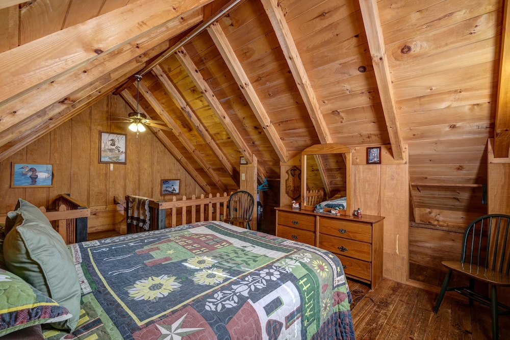 Cobb Creek Cabins view 4
