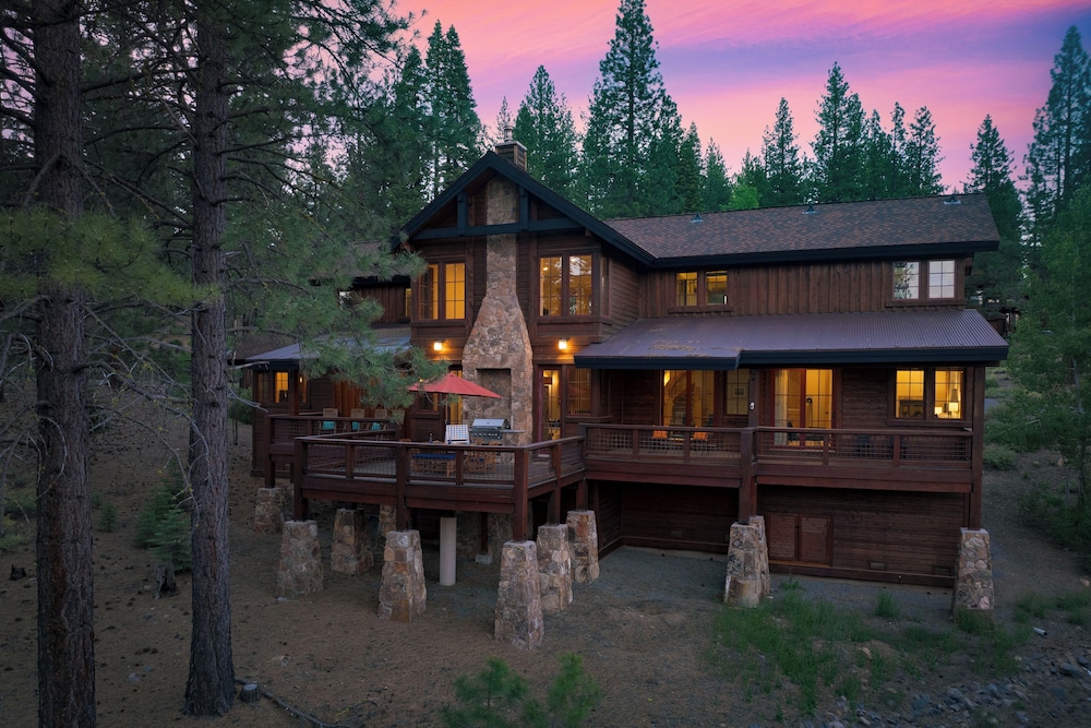 Grays Crossing by Avantstay Stunning 4bdr Cabin