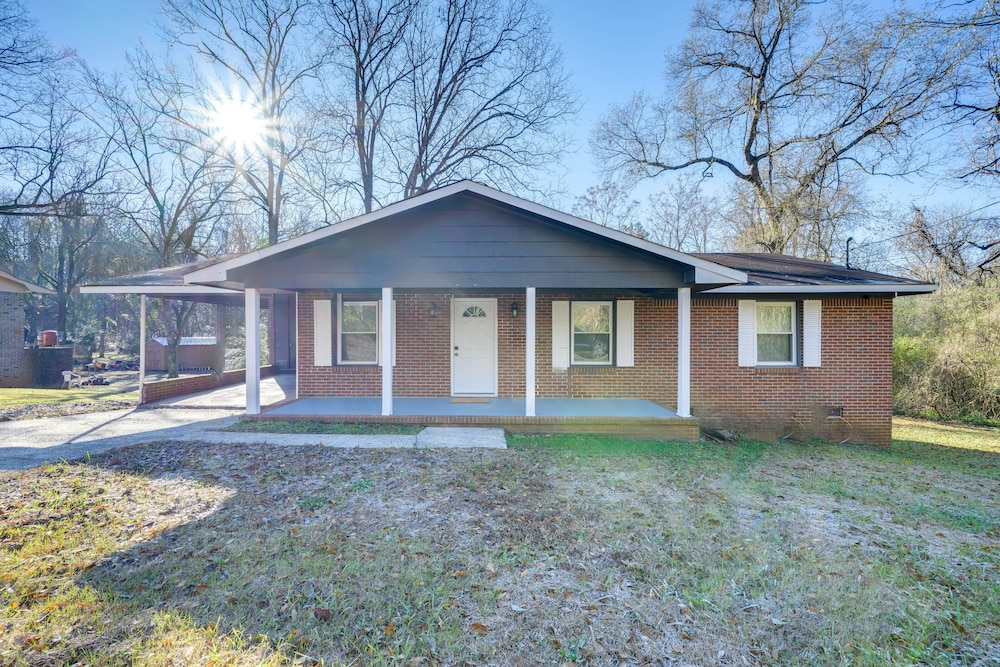 Lovely Forsyth Home ~ 2 Mi to Tift College! view 2