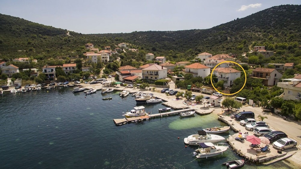Jere - 30 m From Beach - A1