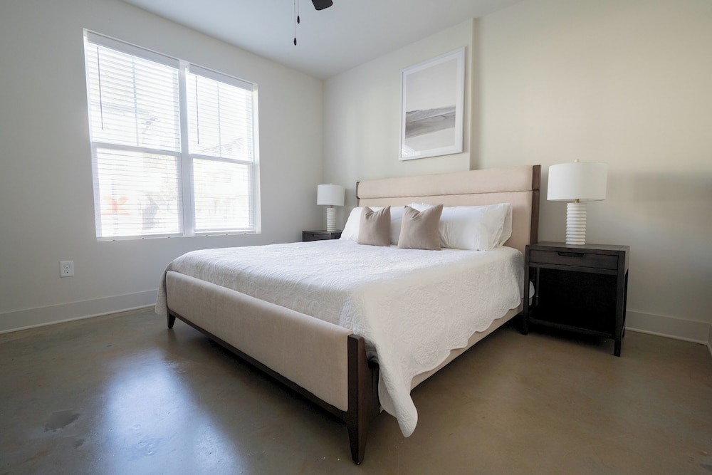 Landing Furnished Apartments - Northwest Charlotte