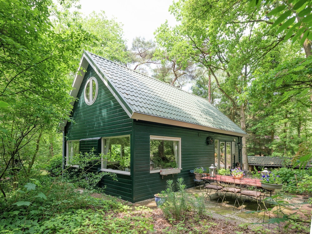 Cozy Countryside Escape in Dalfsen