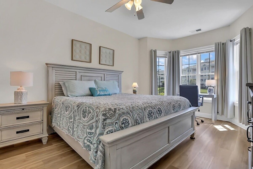 Magnolia Pointe Magnolia Lake 4811-104 2 Bedroom Condo