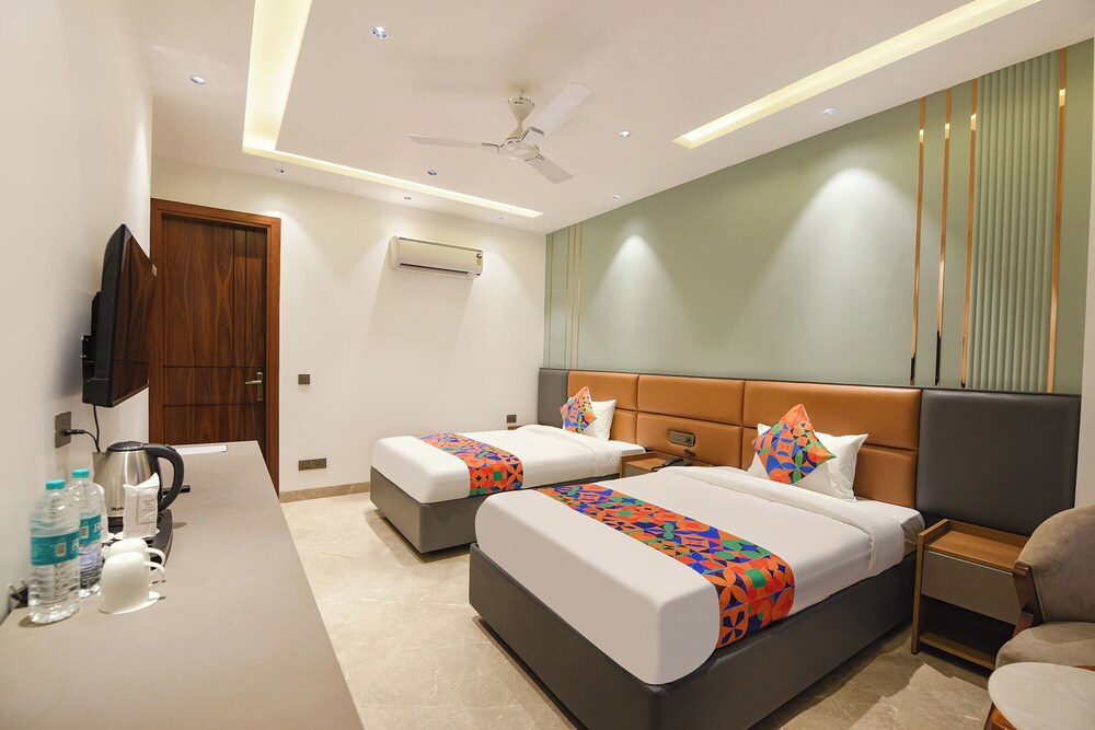 Fabhotel Ivory Leaf