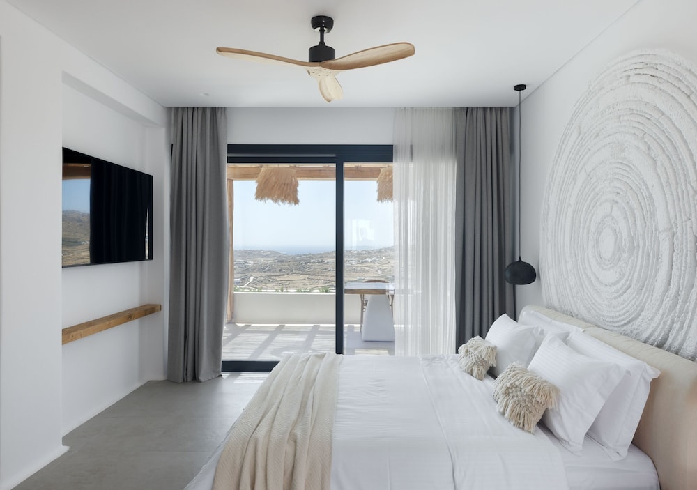 WhiteArt Suites