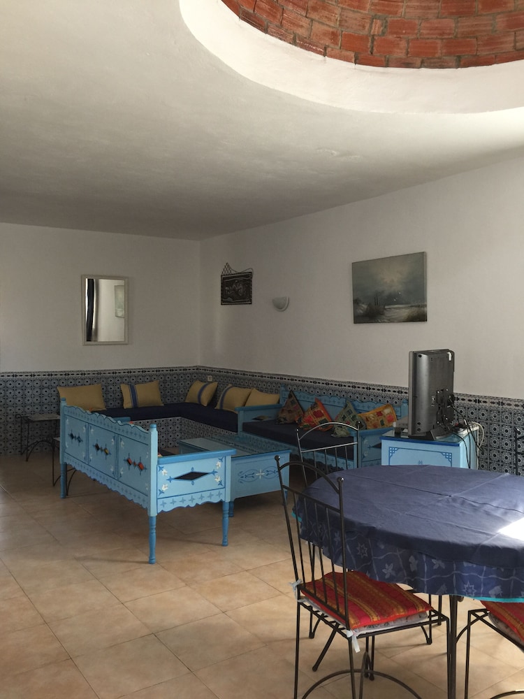 Acacia Bungalow 2 Bedrooms view 4