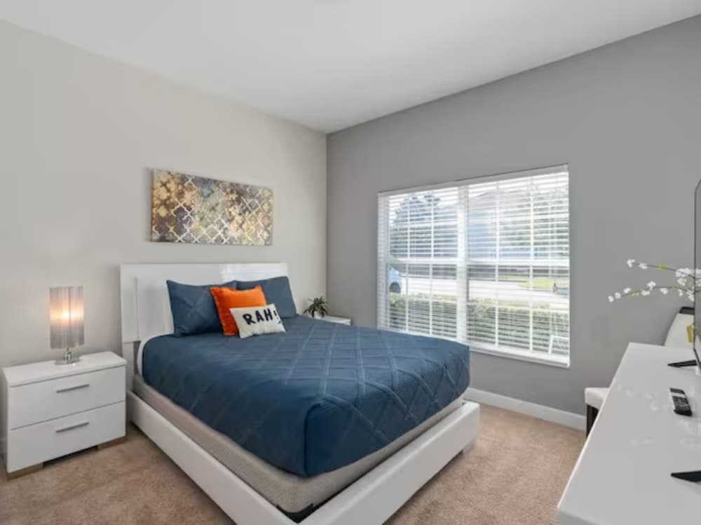 Free Amenities Spacious Home King Beds