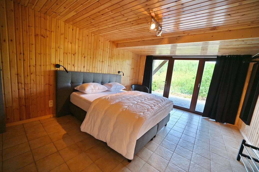 Chalet in Beffe With Hot Tub & Valley Views