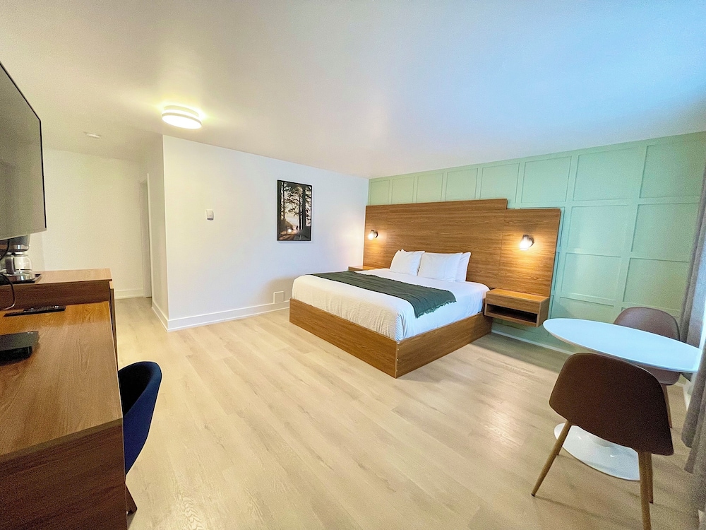 Ucluelet Wildwood Inn