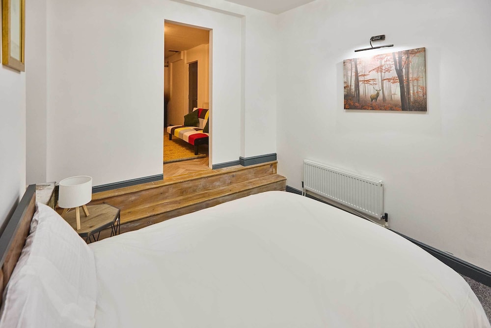 Host Stay Emporium Ground Floor Apartment