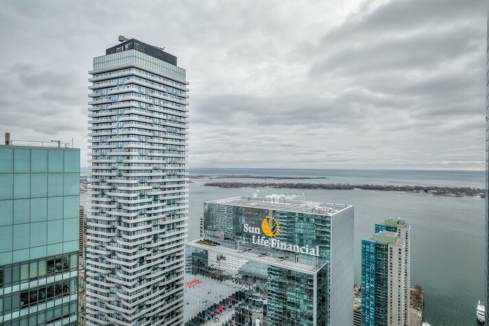 The Harbour Suites & Towers Financial District