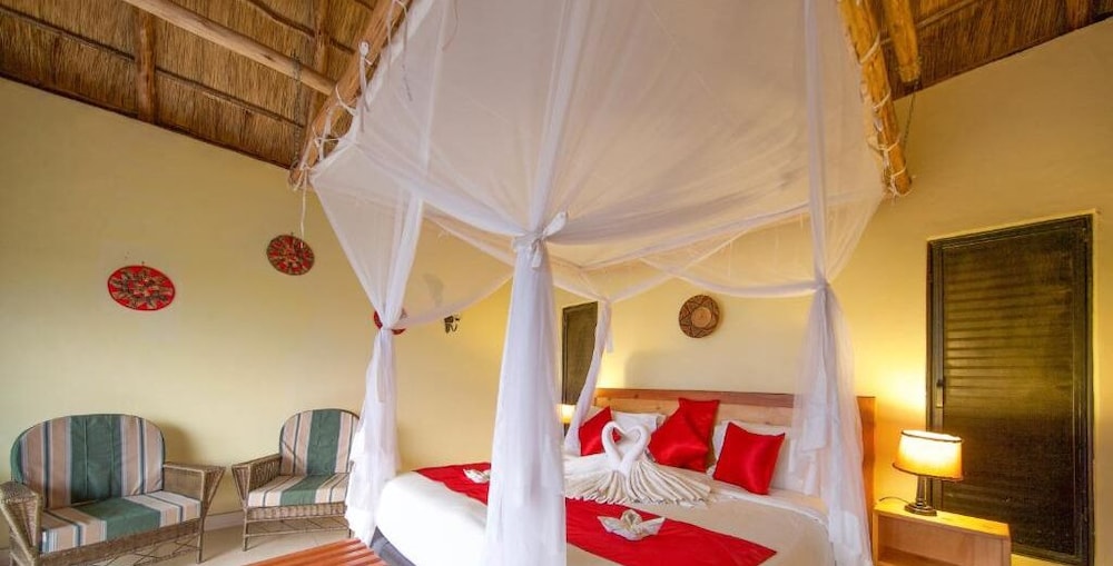 Ihamba Lakeside Safari Lodge view 4